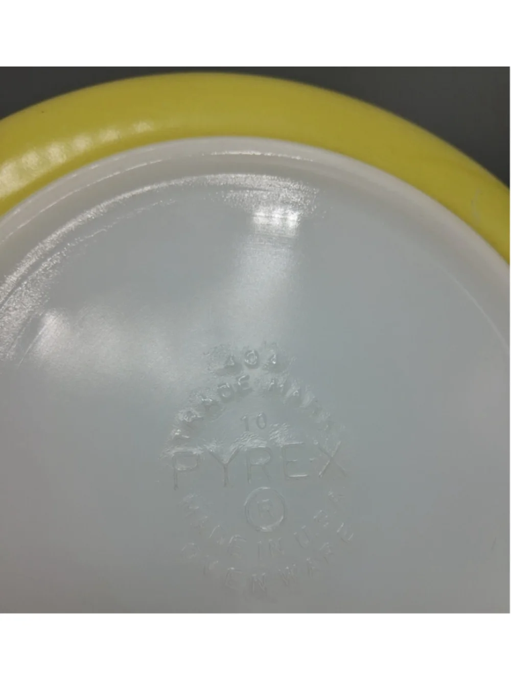 Vintage MCM Pyrex USA Nesting Mixing Bowl Set x4 Primary Colors 401 402 403 404 - Picture 8 of 12